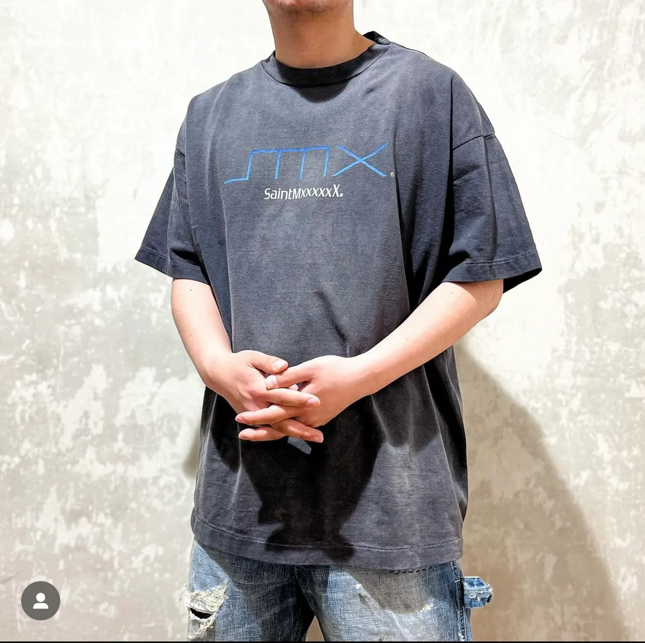 SAINT Mxxxxxx SM6 TEE/BLK latest model SM6 basic LOGO printed TEE, washed black S-XL, garment dyeing, heavy washing to make old, hanging holes, highly restored original printing, correct with anti-counterfeiting angel mark